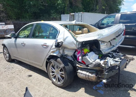 2009 Hyundai Genesis 4.6 z USA, uszkodzony, nr VIN KMHGC46F79U037900